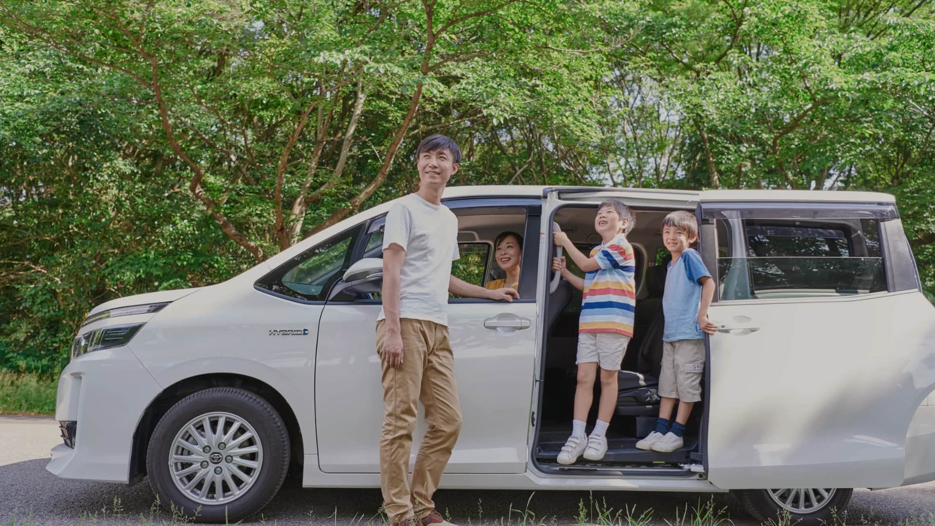 7 Seats Car Rental Agadir with Full Insurance and Free Cancellation